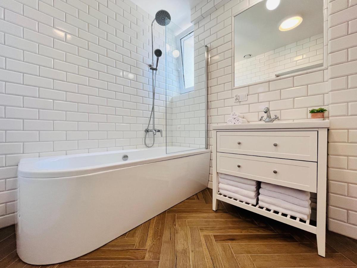 Apartamenty Lubin - Noclegi Lubin Екстер'єр фото